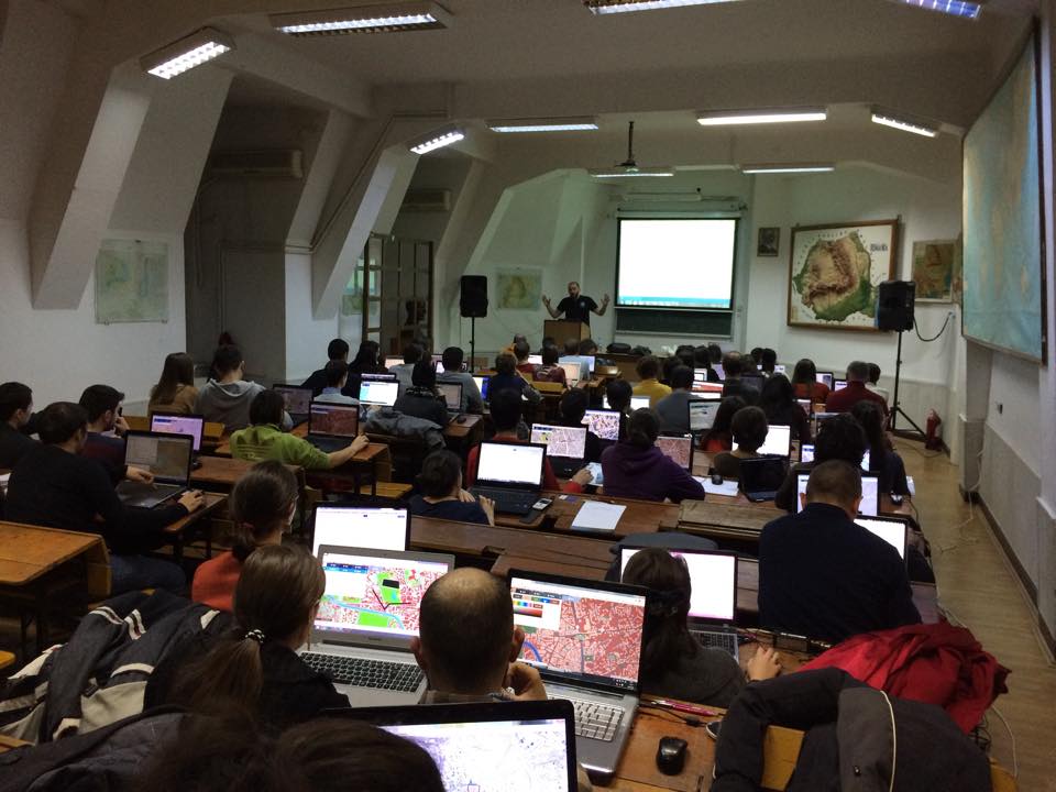 Atelier geo-spatial.org: MapBox - fabrica de hărți frumoase